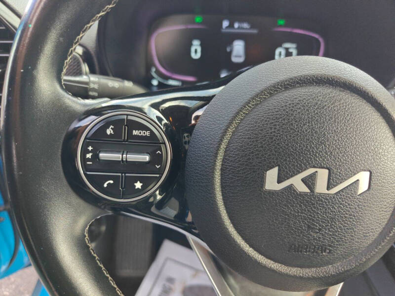 2023 Kia Soul GT-Line