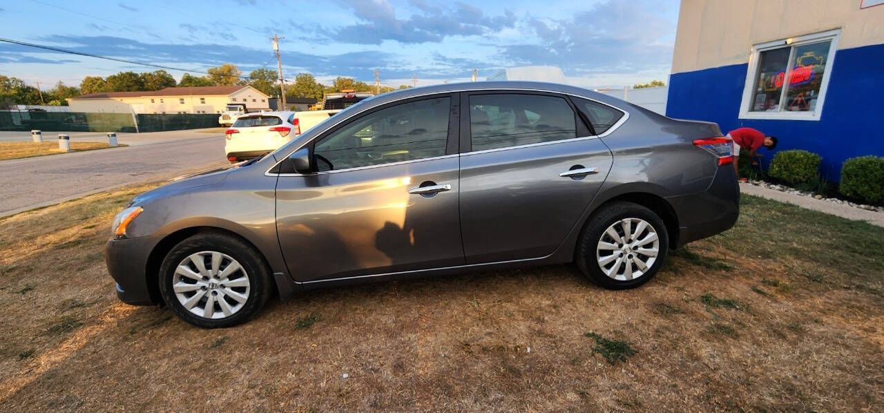 2015 Nissan Sentra for sale at URIEL's AUTOMOTIVE LLC in Middletown, OH