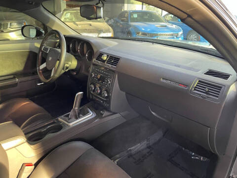 2009 Dodge Challenger SRT8