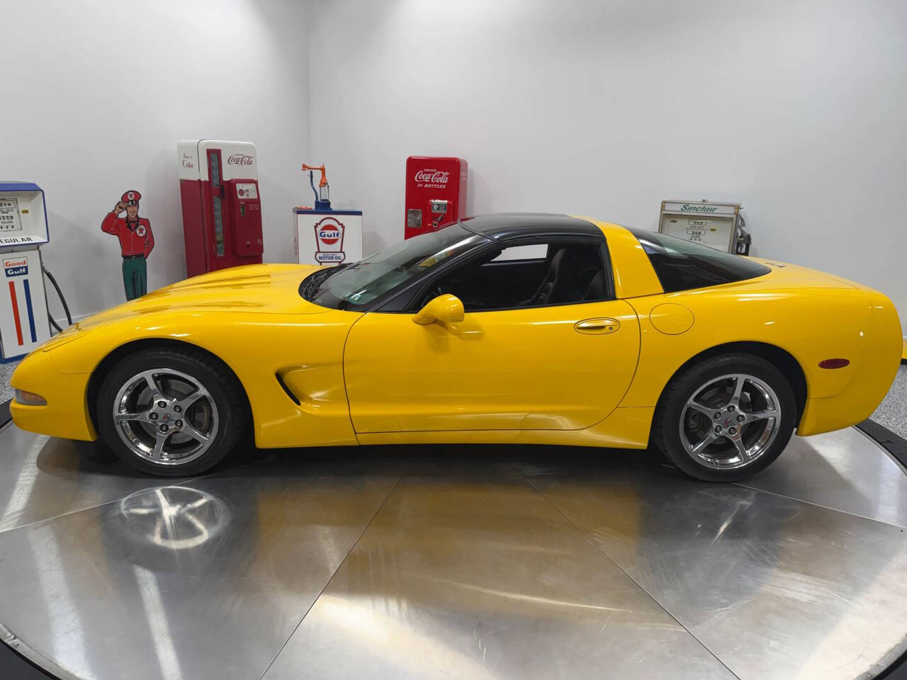 2003 Chevrolet Corvette 52