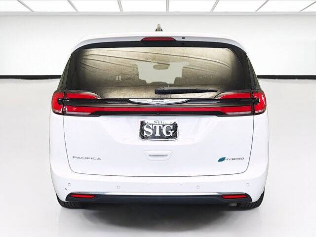 2024 Chrysler Pacifica Plug-In Hybrid Select