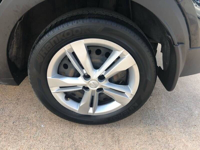 2020 Nissan Kicks S