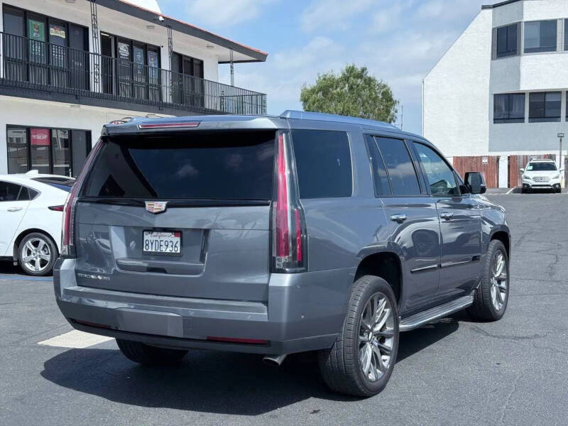 2019 Cadillac Escalade Luxury