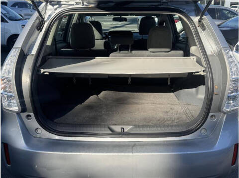 2012 Toyota Prius v Three