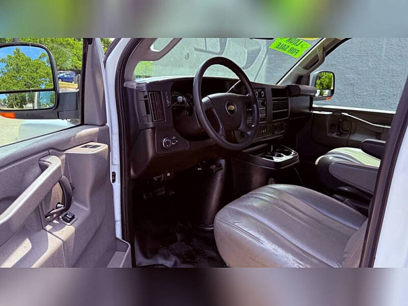 2018 Chevrolet Express 2500