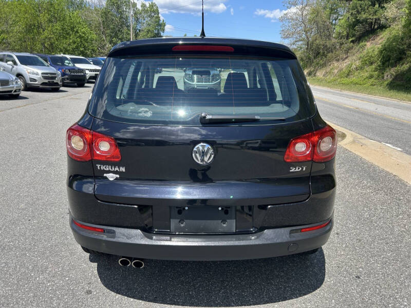 2011 Volkswagen Tiguan S