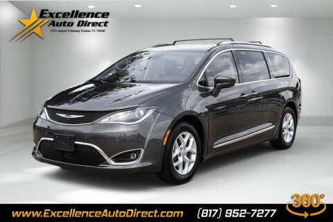 2018 Chrysler Pacifica Touring L Plus Photo