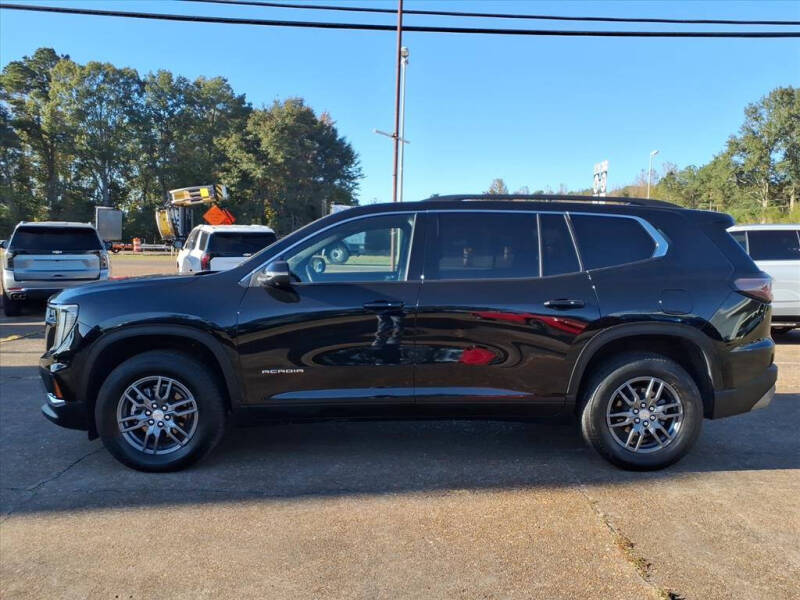 2025 GMC Acadia Elevation