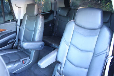 2017 Cadillac Escalade Luxury