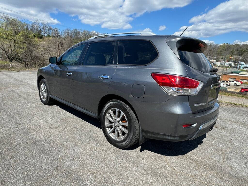 2016 Nissan Pathfinder for sale at Car ConneXion Inc in Knoxville, TN