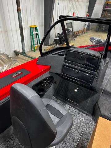 2026 Tracker Targa V-19 WT