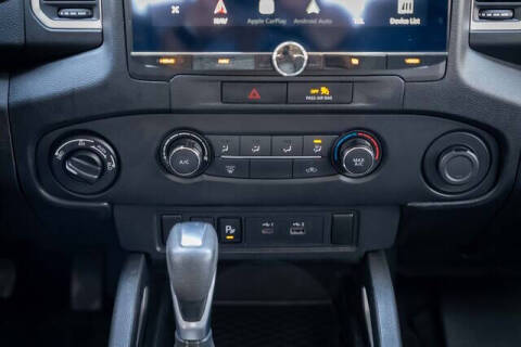 2023 Nissan Frontier SV