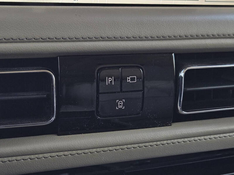 2022 Lincoln Aviator Standard