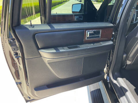 2016 Lincoln Navigator L Select