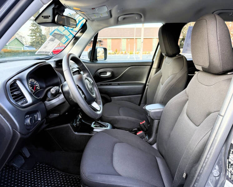 2023 Jeep Renegade Latitude