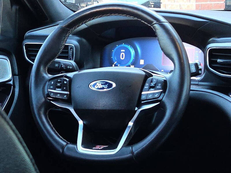 2021 Ford Explorer ST