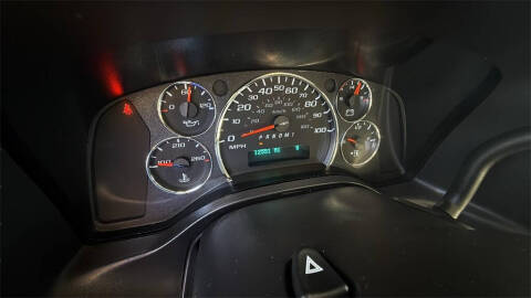 2025 Chevrolet Express LT 3500