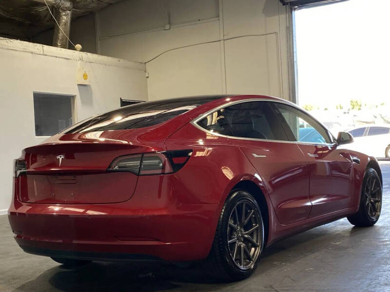 2018 Tesla Model 3 Mid Range
