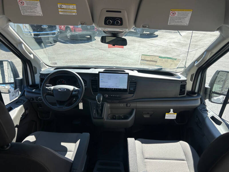 2025 Ford Transit