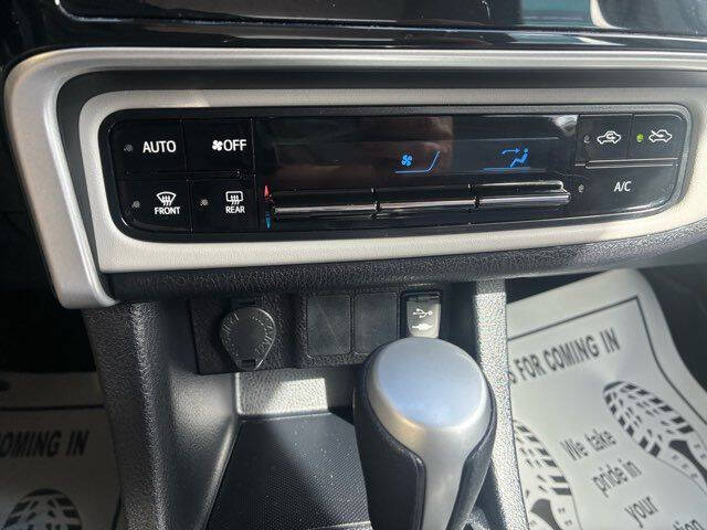 2019 Toyota Corolla LE