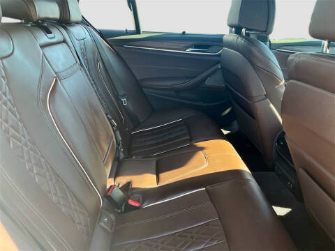 2021 BMW 5 Series M550i xDrive