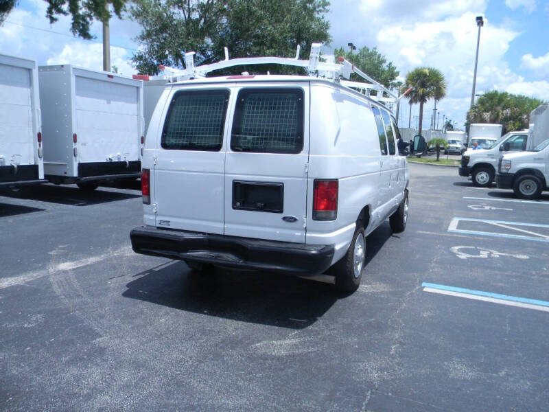 2014 Ford E-Series Econoline Van Commercial photo 8