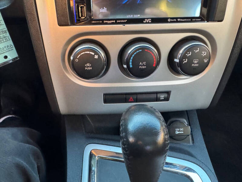 2010 Dodge Challenger SE