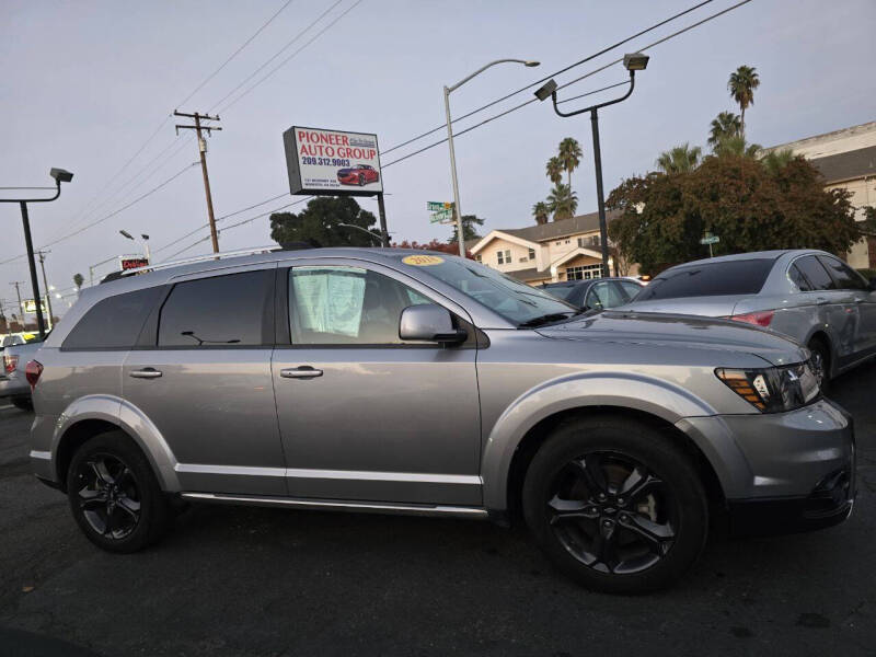 2018 Dodge Journey Crossroad