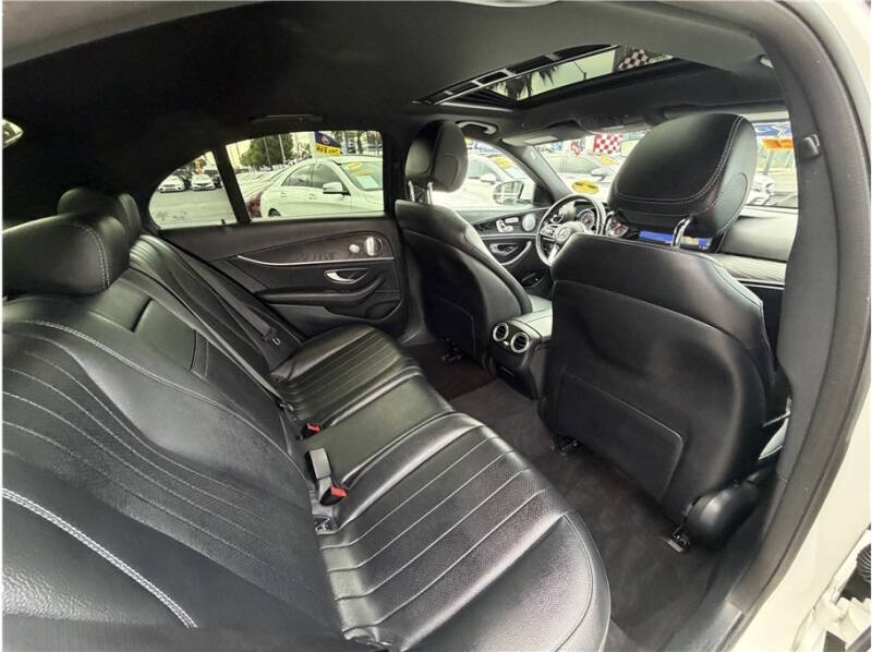 2019 Mercedes-Benz E-Class E 300