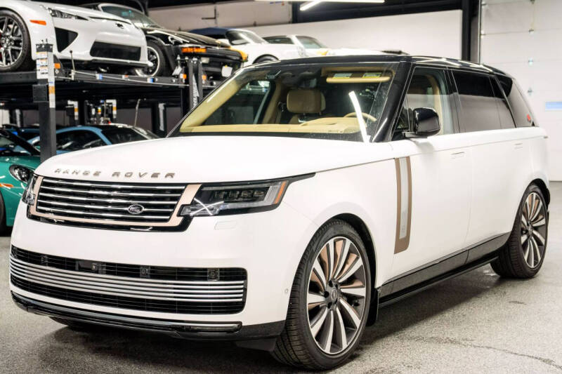 2024 Land Rover Range Rover P615 SV LWB