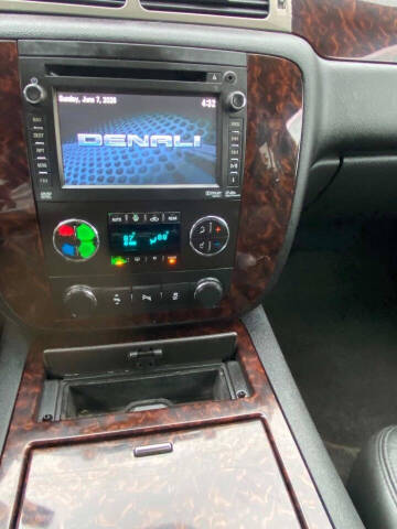 2012 GMC Yukon Denali