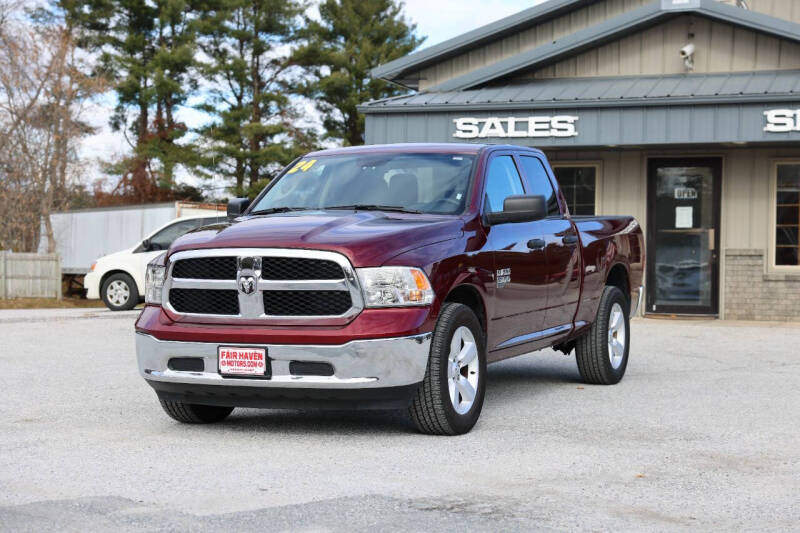 2024 RAM Ram 1500 Classic SLT