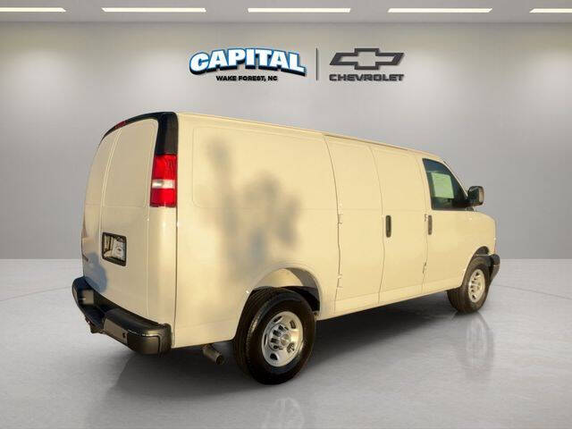 2025 Chevrolet Express 2500