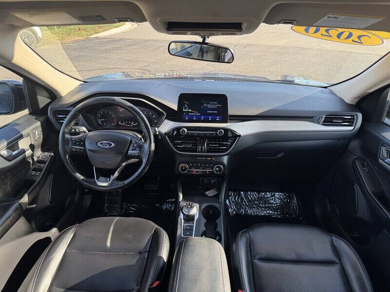 2020 Ford Escape SEL