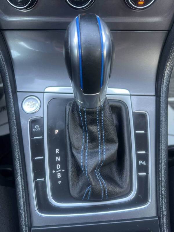 2015 Volkswagen e-Golf SEL Premium