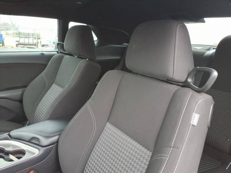 2022 Dodge Challenger SXT