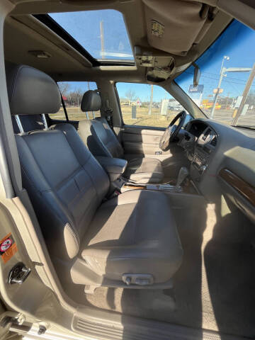 2003 Nissan Pathfinder LE