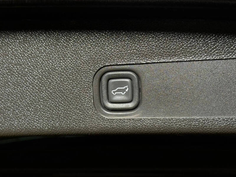 2010 GMC Yukon XL Denali