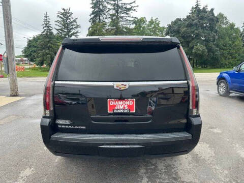 2020 Cadillac Escalade Luxury