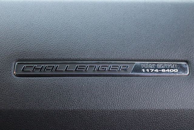 2008 Dodge Challenger 41
