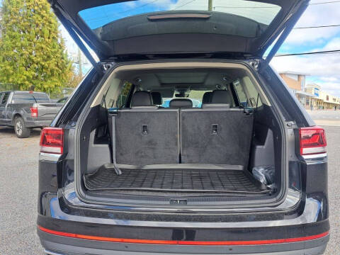 2025 Volkswagen Atlas SE