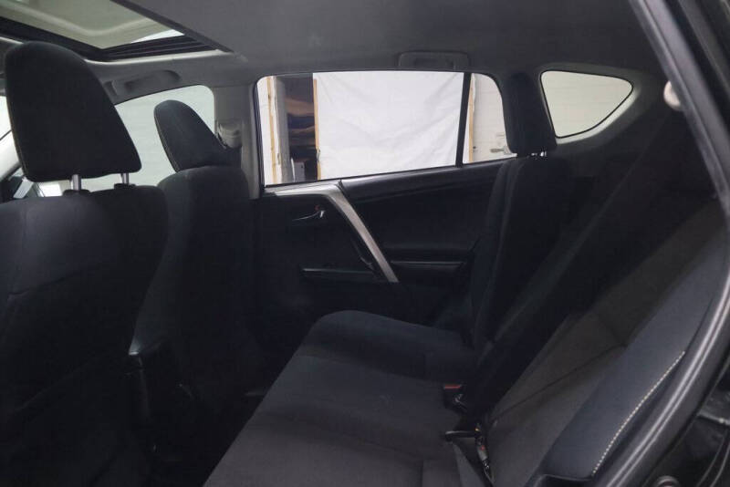 2018 Toyota RAV4 Hybrid XLE