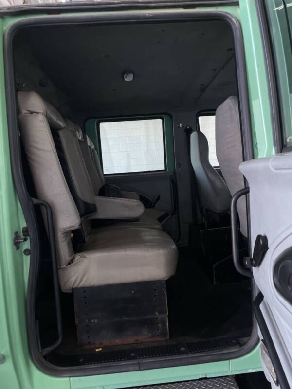 2004 International WorkStar 7400