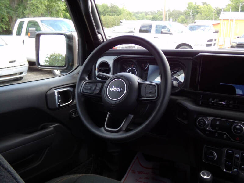 2025 Jeep Gladiator NightHawk