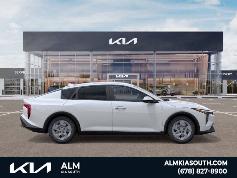 2025 Kia K4 LX