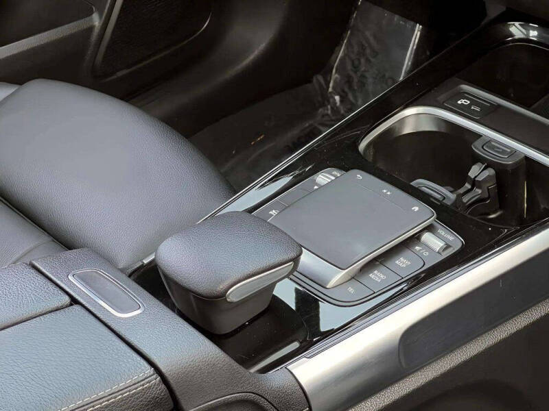2021 Mercedes-Benz GLB GLB 250 4MATIC