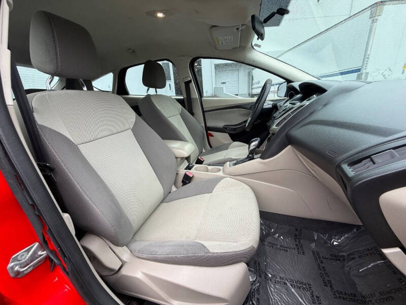 2012 Ford Focus SE