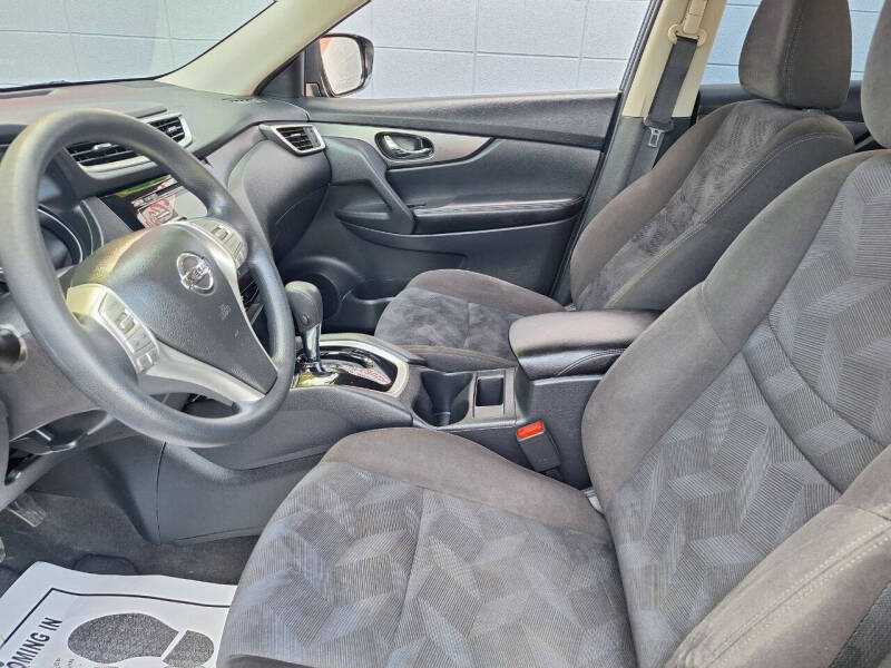 2015 Nissan Rogue S