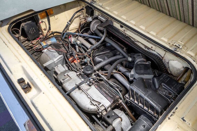 1982 Volkswagen Vanagon Camper