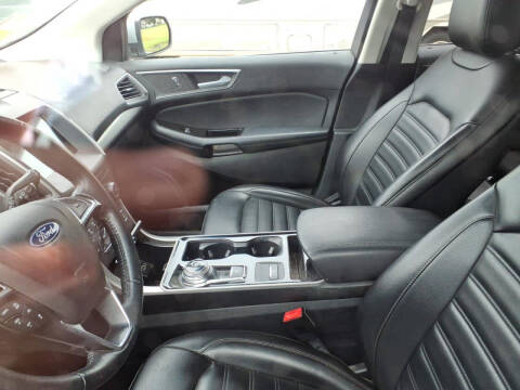 2020 Ford Edge SEL